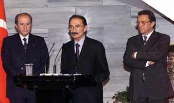 Πρόταση μομφής κατά της τουρκικής κυβέρνησης υπέβαλαν οι ισλαμιστές του Κόμματος της Αρετής