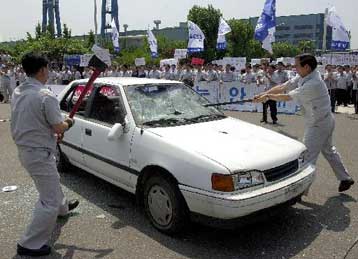 Η αυτονόμηση της Hyundai Electronics «πονοκέφαλος» για τη Hyundai Motors<i>Απολύσεις και αντιδρά