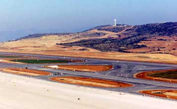 Νέα επικριτικά δημοσιεύματα για τους Ολυμπιακούς Αγώνες του 2004