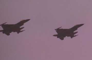 Η Κύπρος επιθυμεί να συμμετάσχει στον ευρωστρατό </I>