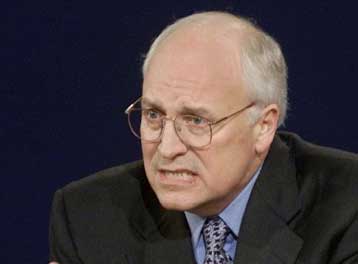 Στο νοσοκομείο ο υποψήφιος αντιπρόεδρος των Ρεπουμπλικάνων, Ντικ Τσένι