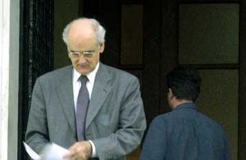 Δυσάρεστο γεγονός η αποπομπή Πάγκαλου, αλλά ο πρωθυπουργός αποφασίζει