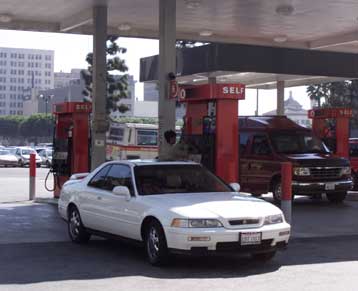 Σε ανοδική πορεία οι τιμές των καυσίμων