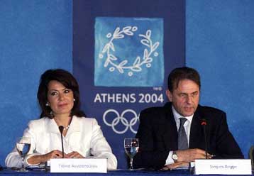 Καθησυχαστικές δηλώσεις του Ρογκ καθ οδόν προς Αθήνα