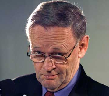 «Καθαρός» ο Ζαν Κρετιέν έξι ημέρες πριν από τις εκλογές στον Καναδά