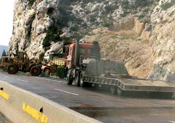 Εισαγγελική έρευνα για τη φονική κατολίσθηση στην Κακιά Σκάλα