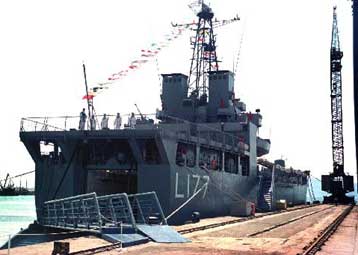 Προχωρά η ιδιωτικοποίηση των ναυπηγείων Σκαραμαγκά<i>Συνάντηση εργαζομένων – συμβούλων</i>