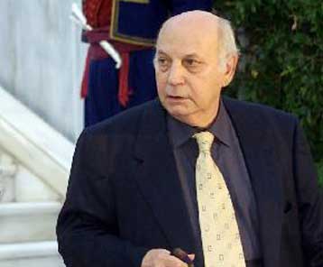 Επίτιμος διδάκτορας του Τμήματος Θεατρικών Σπουδών ο Μάριος Πλωρίτης