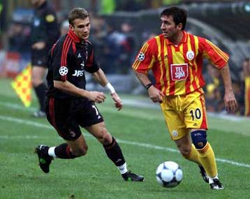 Ανετα η Βαλένθια 2-0 τη Στουρμ Γκρατς<i>Καρδιοχτύπησε η Μίλαν στην πρεμιέρα της Β φάσης του Cha