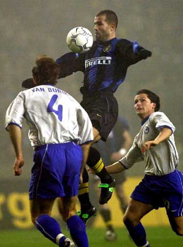 Πήρε Χ στο Βερολίνο η Ίντερ για το Κύπελλο UEFA<i>Χέρτα Βερολίνου – Ίντερ 0-0</i>