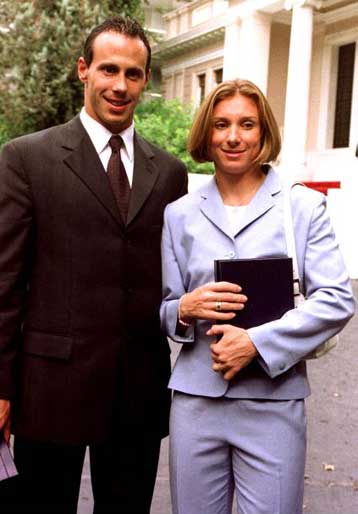 Tρίτος καλύτερος Ευρωπαίος αθλητής του στίβου ο Κώστας Κεντέρης για το 2000<i>Στην πέμπτη θέση η