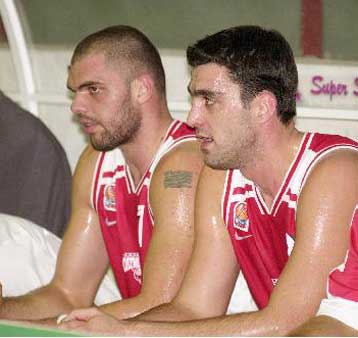 Απρόοπτη συνάντηση οπαδών του Παναθηναϊκού με το Ν.Οικονόμου