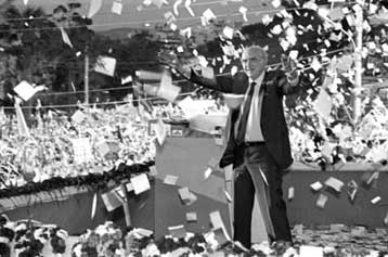 Φωτογραφικές «Στιγμές εξουσίας»