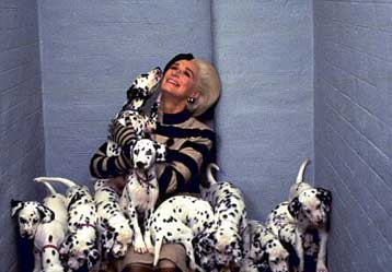 Kαι πάλι «Κρουέλα ντελ Βιλ» η Γκλεν Γκλόουζ