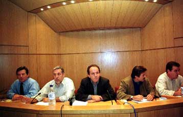 Χωρίς σημαντικές αλλαγές το τελικό κείμενο για το εργασιακό<i>Με απεργιακές κινητοποιήσεις απειλ