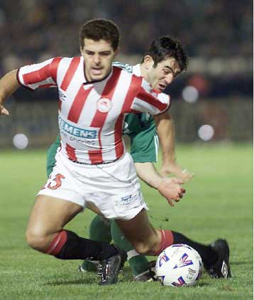 Έφεση Ολυμπιακού στην UEFA για την ποινή του Ζε Ελίας