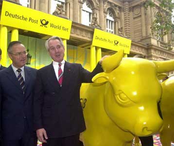 Μεγάλες απώλειες σημείωσε η Γουόλ Στριτ τη Δευτέρα