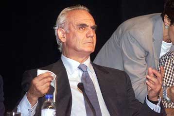 Ικανοποιημένος με τον αποκλεισμό της Τουρκίας από τον ευρωστρατό ο Α.Τσοχατζόπουλος