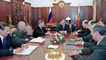 Σκληρή κριτική του Πούτιν στο ρωσικό στρατό και στους επικεφαλής του