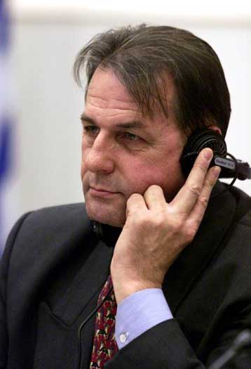 Τα Χριστούγεννα θα αποφασίσω αν θα διεκδικήσω την προεδρία της ΔΟΕ