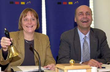 Ο «σκληροπυρηνικός» Λάουρεντς Μάγιερ νέος γενικός γραμματέας της CDU