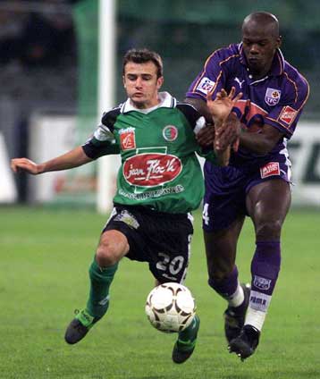 Έχασε η Σεντάν, έπιασε κορυφή η Μπορντό στη Γαλλία