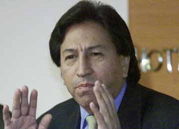 Η αντιπολίτευση καλεί τον Φουτζιμόρι να επιστρέψει στη Λίμα για να παραιτηθεί