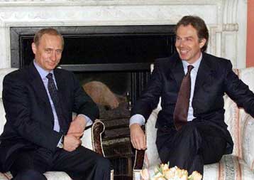 Στη Μόσχα μεταβαίνει τη Δευτέρα ο Τόνι Μπλερ