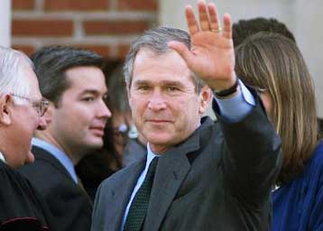 Εν αναμονή της δικαστικής απόφασης για την ανακαταμέτρηση Δημοκρατικοί και Ρεπουμπλικάνοι