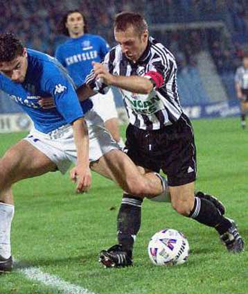 Μέχρι το 58 άντεξε ο ΟΦΗ<i>Κατέρρευσε και ηττήθηκε με 3-0 από τον Ηρακλή</i>