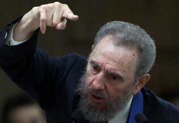 Σχέδιο δολοφονίας εις βάρος του καταγγέλλει ο Κάστρο στην Ιβηροαμερικανική Σύνοδο