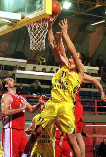 Λαχτάρησε το Περιστέρι, αλλά επικράτησε της Νήαρ Ηστ με 76-71