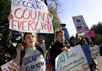 Πρόθυμοι να κάνουν υπομονή δηλώνουν οι Αμερικανοί χάρη της ακρίβειας του εκλογικού αποτελέσματος