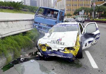 Ένας νεκρός και δύο τραυματίες σε ατύχημα στο ράλι του Μακάο