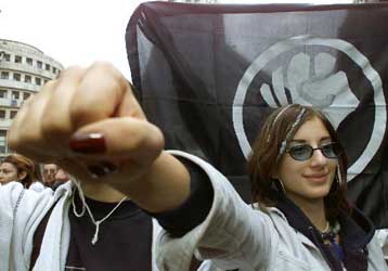 Βράβευση της οργάνωσης ΟΤΠΟΡ από το MTV