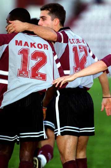 Μεγάλες εκτός έδρας νίκες για Προοδευτική και Ναυπακτιακό  <i> Τα αποτελέσματα της Α Κατηγορίας