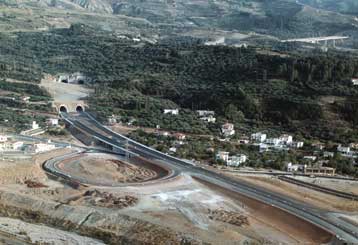 Το 2001 θα κατατεθεί το νομοσχέδιο για τις τεχνικές εταιρείες