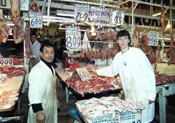 Σε απεργία οι κρεοπώλες, εάν δεν ενημερωθεί το κοινό για τις «τρελές αγελάδες»