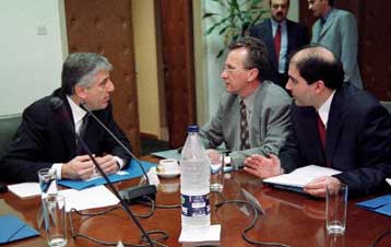 Ποιες ιδιωτικοποιήσεις προωθεί το ΥΠΕΘΟ<i>Αλλάζει η φιλοσοφία εκχώρησης εταιρειών από 2001</i>