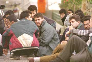 Συνελήφθησαν Τούρκοι δουλέμποροι στην Κω<i>Σε εξέλιξη οι έρευνες για τον εντοπισμό των 19 λαθρομ