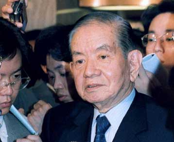 Αυξήθηκαν οι ξένες επενδύσεις στην Ιαπωνία</b><i>Σε ρίσκο η οικονομική ανάκαμψη, προειδοποιεί ο