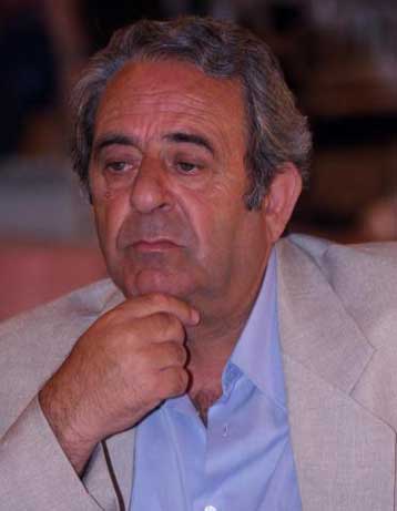 Eμμένει στην παραίτησή του ο Παπαματθαιάκης<i>Eυθύνες στον Γκέρναρντ επιρρίπτει ο Βασιλείου</i>