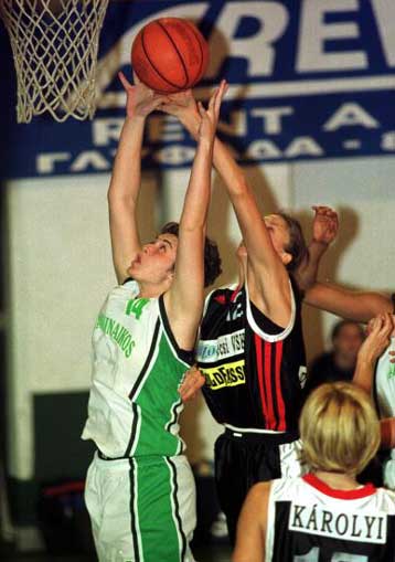 Συντριβή του Παναθηναϊκού στη Euroleague γυναικών  <i> Έχασε με 84-53 από την ουγγρική Πεκς </i>