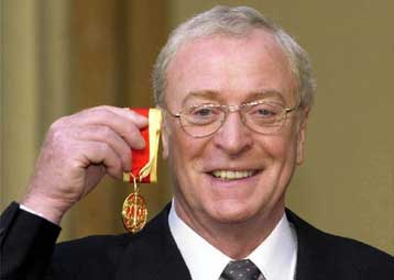 Ιππότης… και ο Μάικλ Κέιν