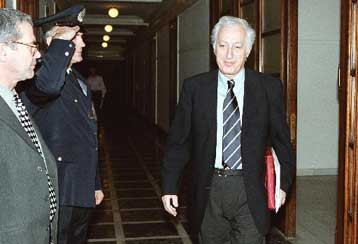 Δεν υπάρχει αντιπαράθεση κυβέρνησης – δικαστικής εξουσίας, τονίζει ο Μ.Σταθόπουλος