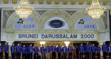 Νέο γύρο συνομιλιών για το παγκόσμιο εμπόριο ζήτησαν τα μέλη του APEC