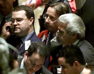 Με οριακά κέρδη έκλεισε η Γουόλ Στριτ την Τετάρτη