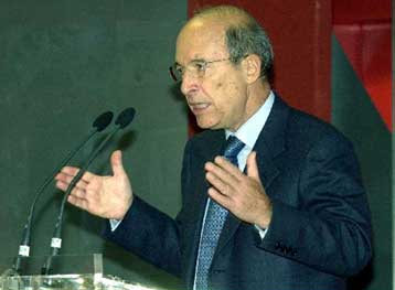 Στο νοσοκομείο για προγραμματισμένες εξετάσεις ο πρωθυπουργός