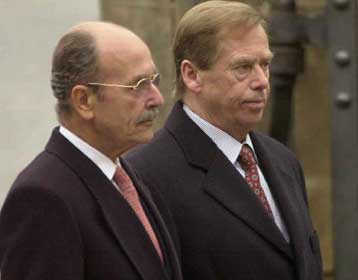 Προοπτικές ελληνοτσεχικής οικονομικής συνεργασίας διαβλέπει ο Κ.Στεφανόπουλος<i>O Πρόεδρος της Δ