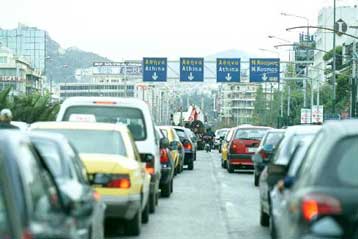 Εντός των ημερών η αποστολή ειδοποιητηρίων για τα τέλη κυκλοφορίας 2001